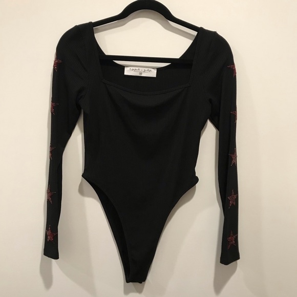 LF Tops - LF ribbed star patch bodysuit